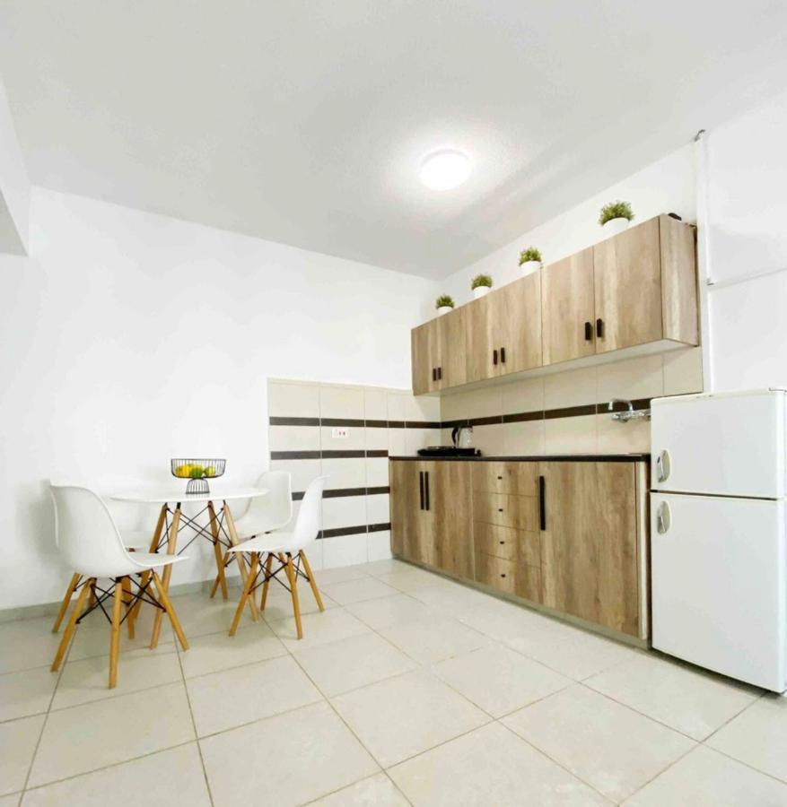 Flat In The Heart Of Ayia Napa/Центр Айя Напы Apartman Kültér fotó
